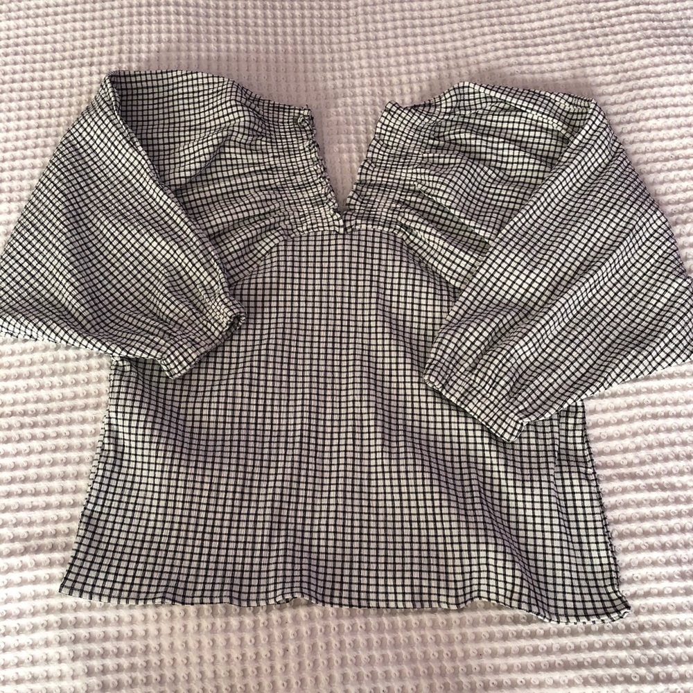 Zara black and white top